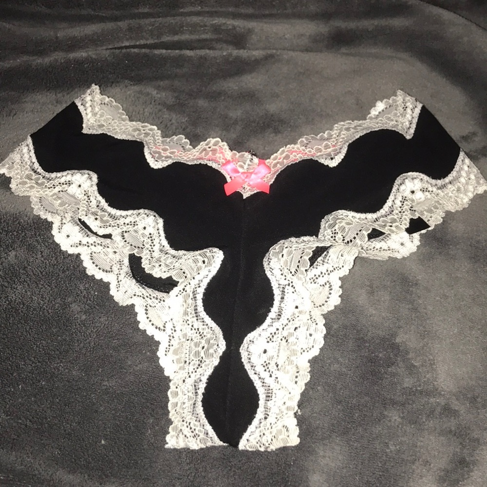 Victoria secret very sexy cheeky panties